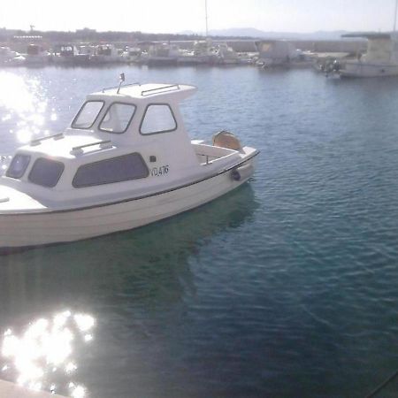 Apartman Ena Водице Екстериор снимка