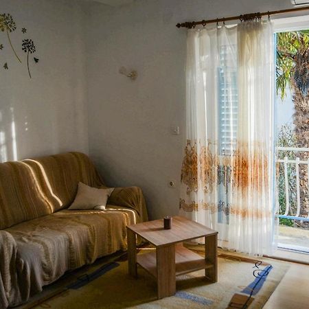 Apartman Ena Водице Екстериор снимка