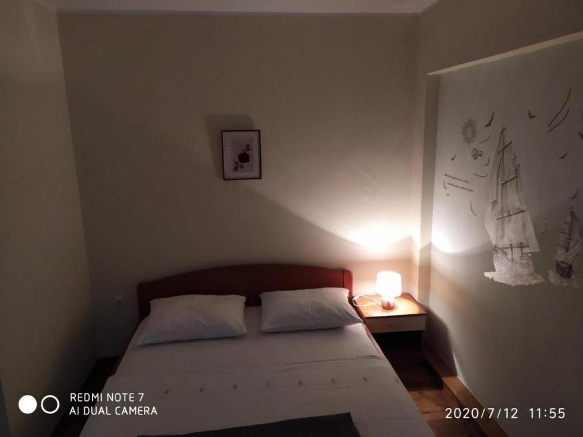 Apartman Ena Водице Екстериор снимка